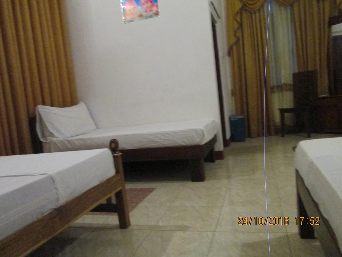 Hotel Blue Whale Jaffna Exterior photo